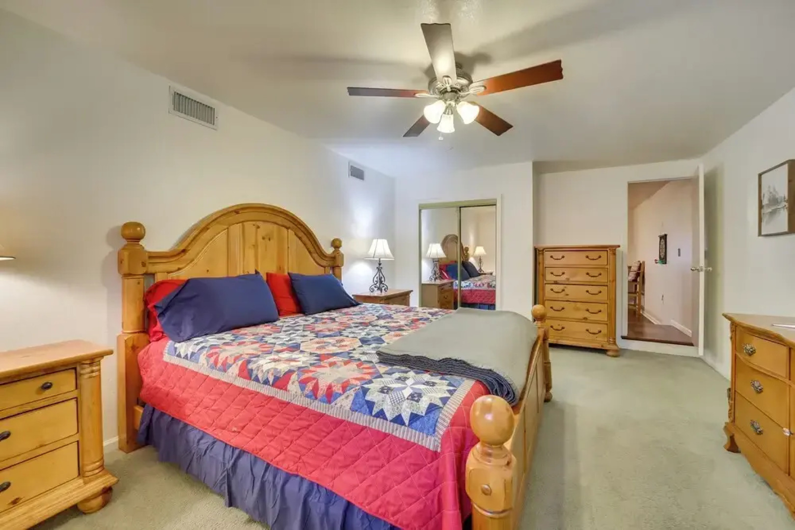 Relax Fireside + Play Games! Hikers Haven in Pine