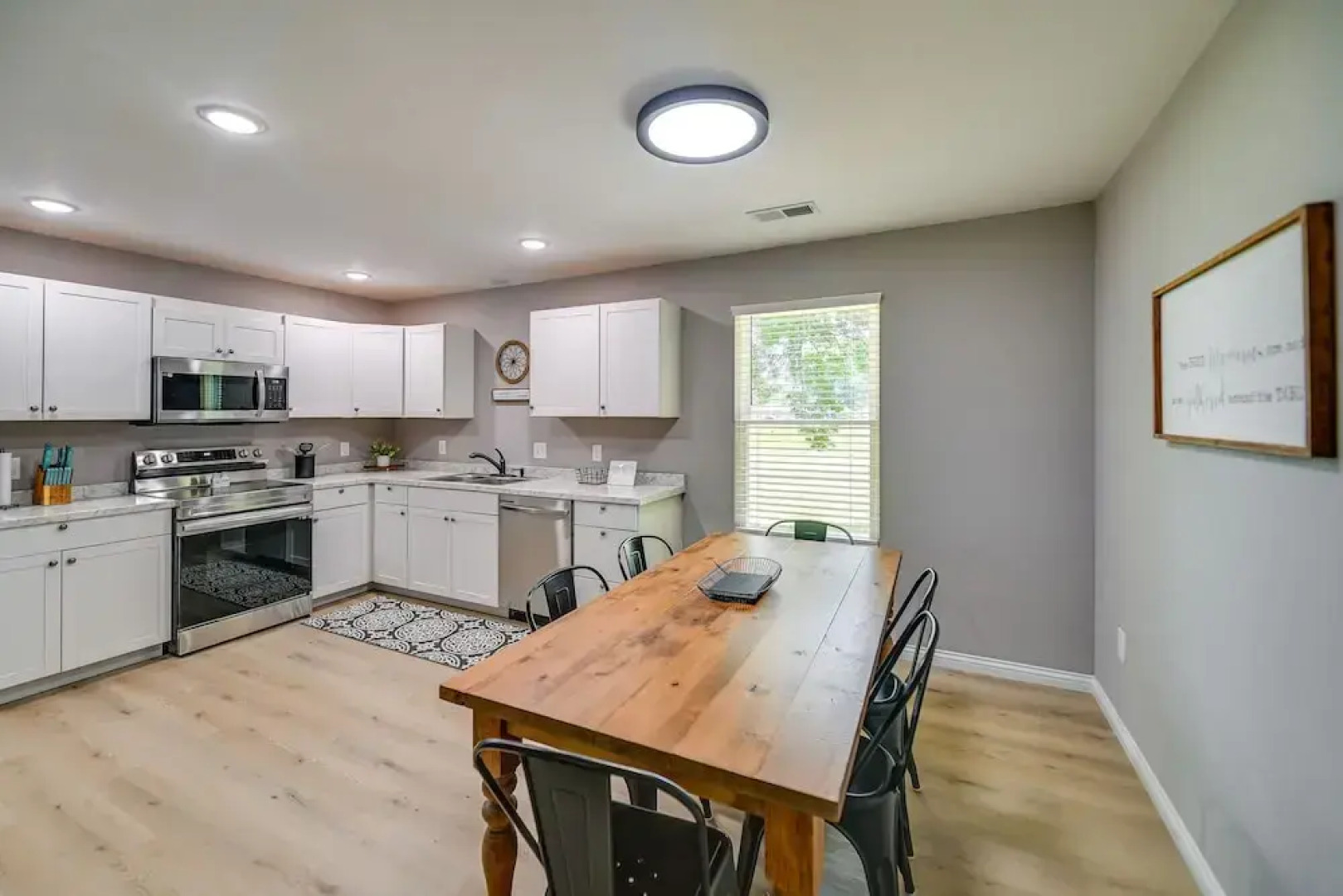 Serene Dry Ridge Vacation Rental w/ Nearby Fishing