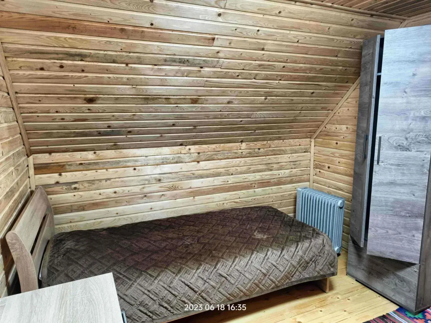 Коттеджи на Крепости семи братьев и одной сестры в Хучни