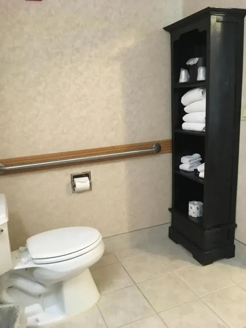 Boothill Inn And Suites