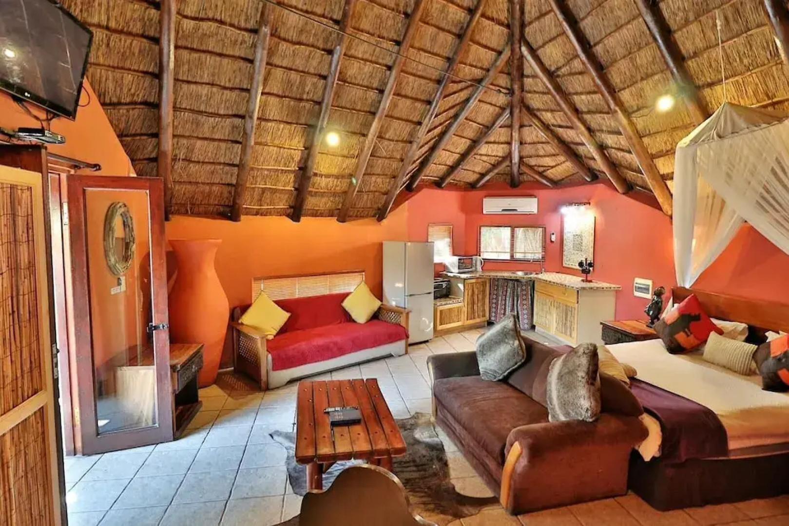 Manzini Swazi King Chalets