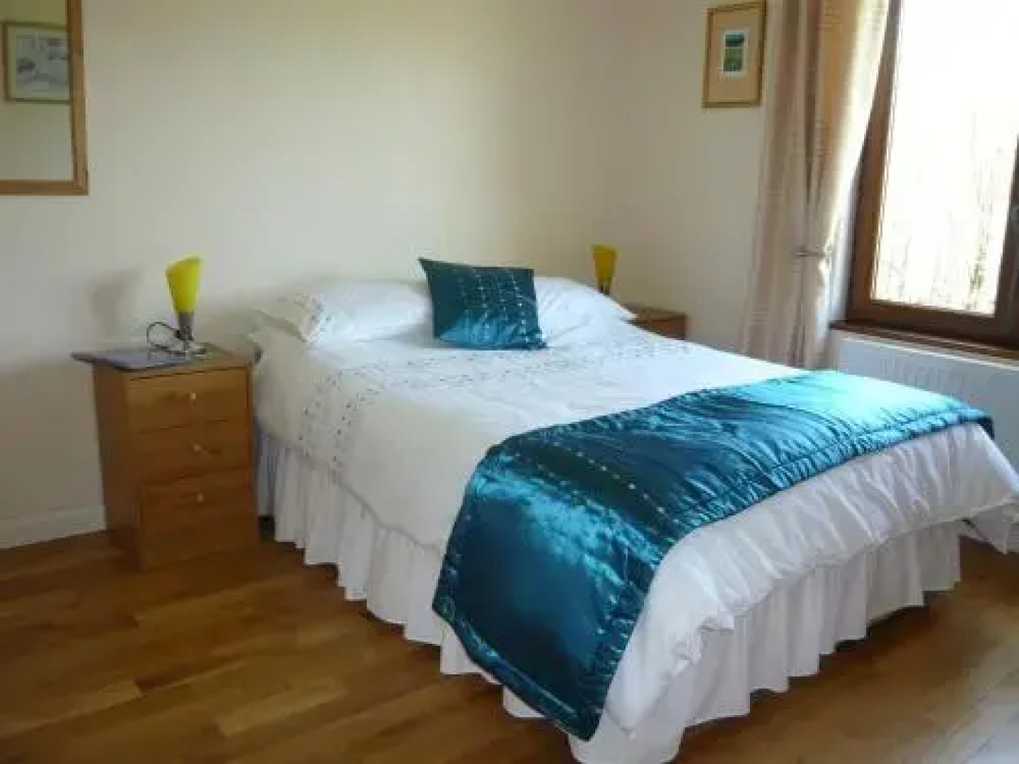 Lakeside Bed and Breakfast