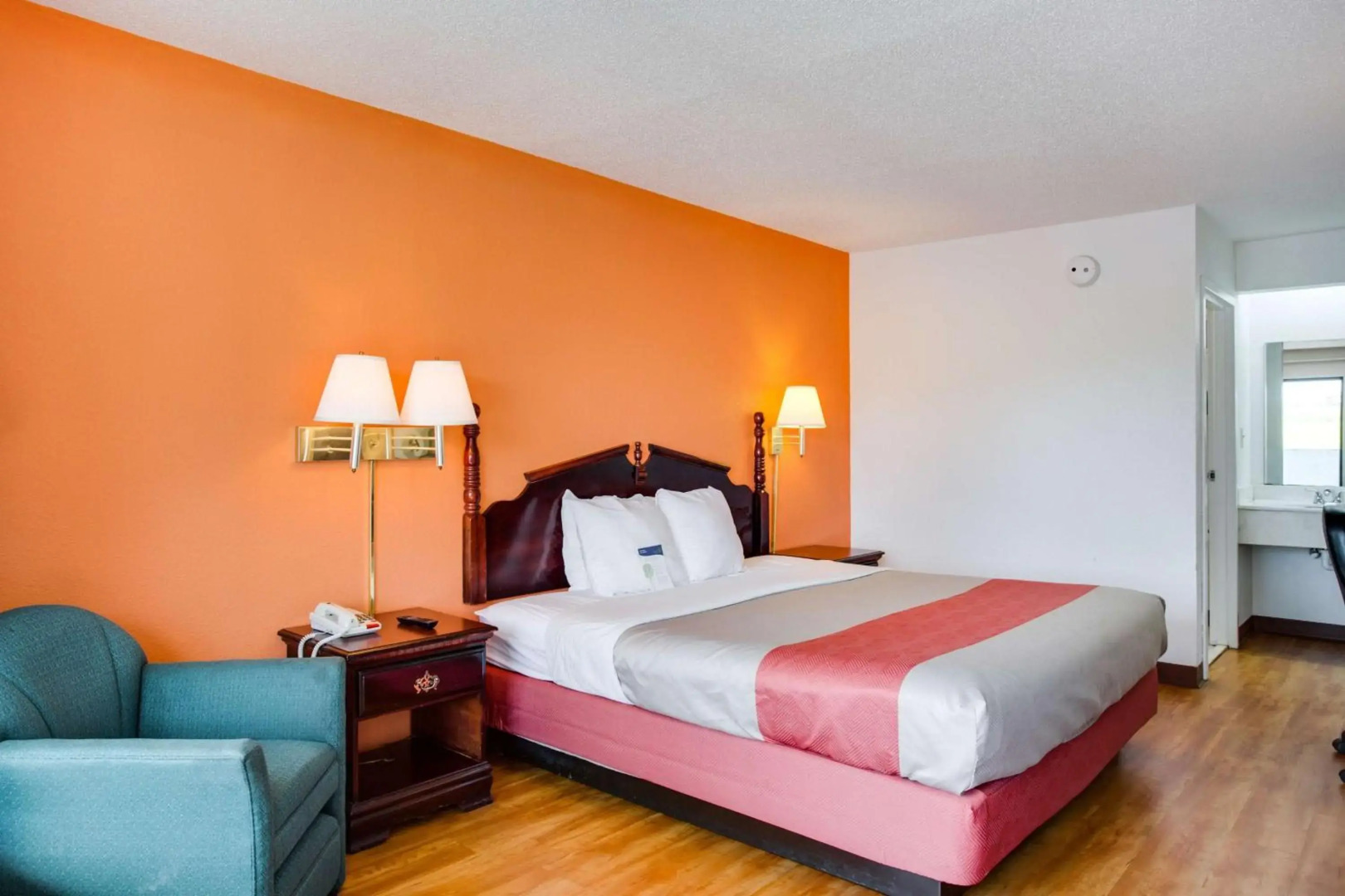 Motel 6 White House, TN