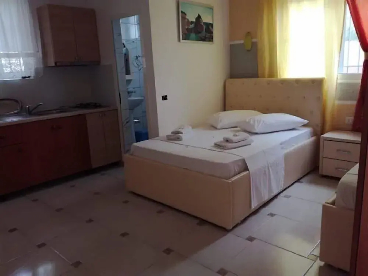 Qeparo Napolon Complex