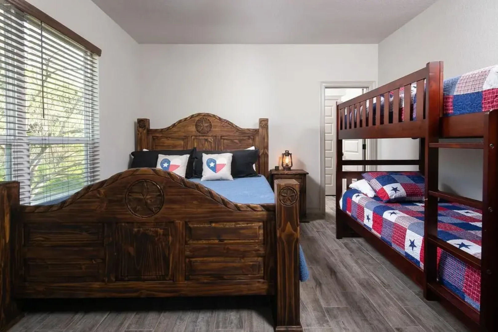 Lazy Southern Getaway RR 7252B 7 Bedroom Home by RedAwning