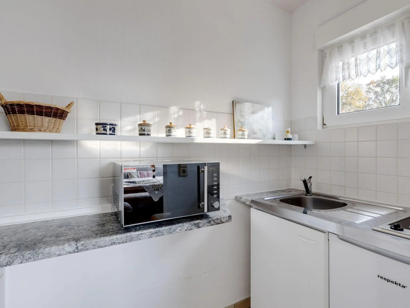 Cozy Bungalow in Werder with Garden