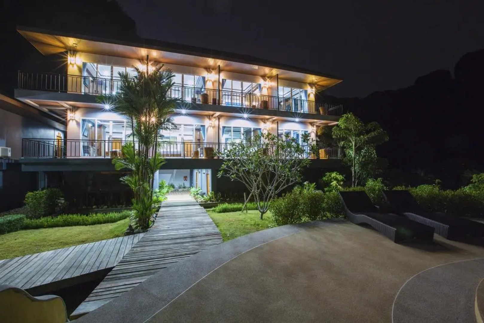 Railay Phutawan Resort