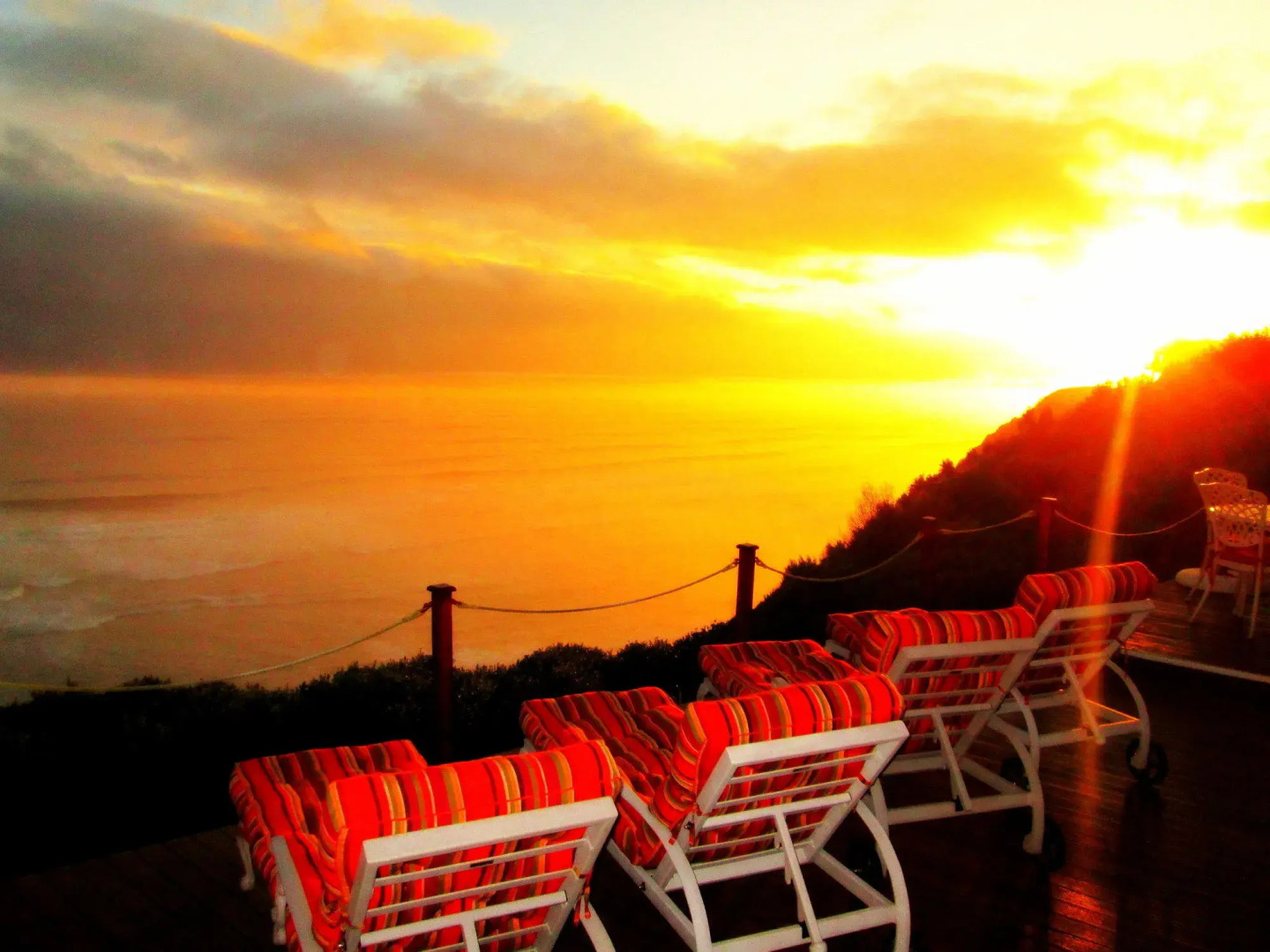 Brenton On Rocks Luxury Guest House