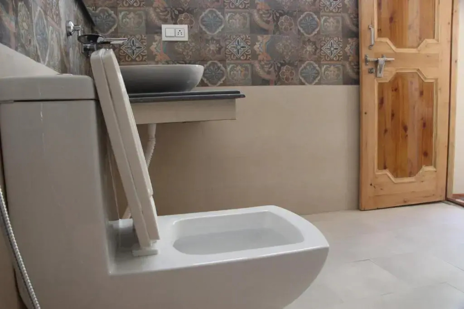 New Moon Guest House