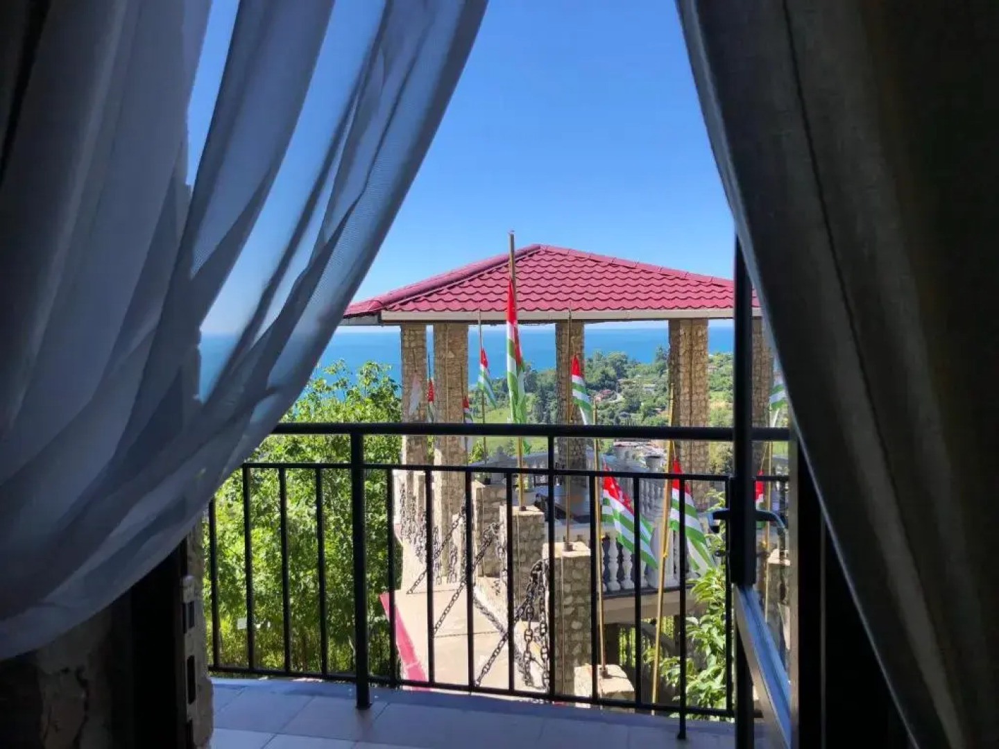 Замок Орлиное Гнездо