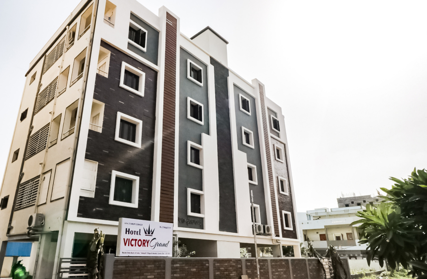 Victory Grand by OYO Rooms