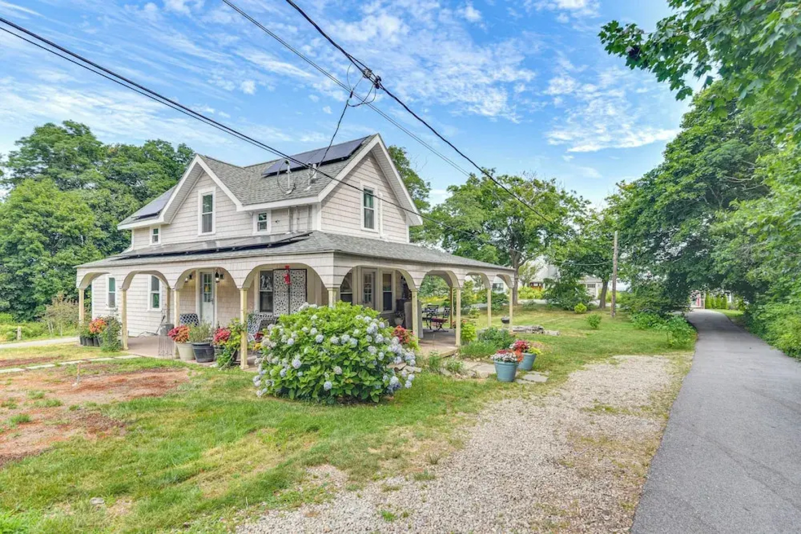 Private Heated Pool: Family Cottage in Plymouth!