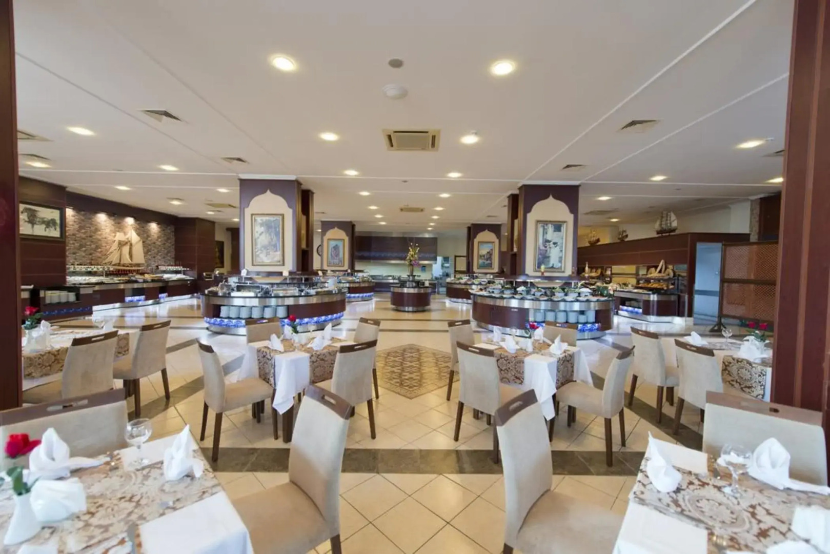 Oz Hotels İncekum Beach Resort