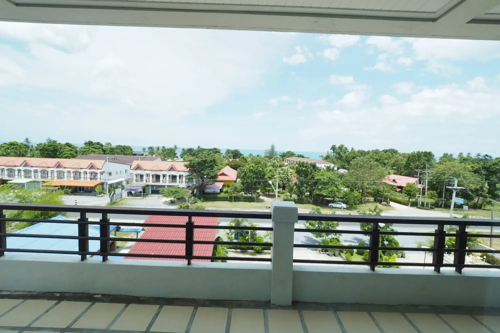 Sea Mountain Khanom Hotel