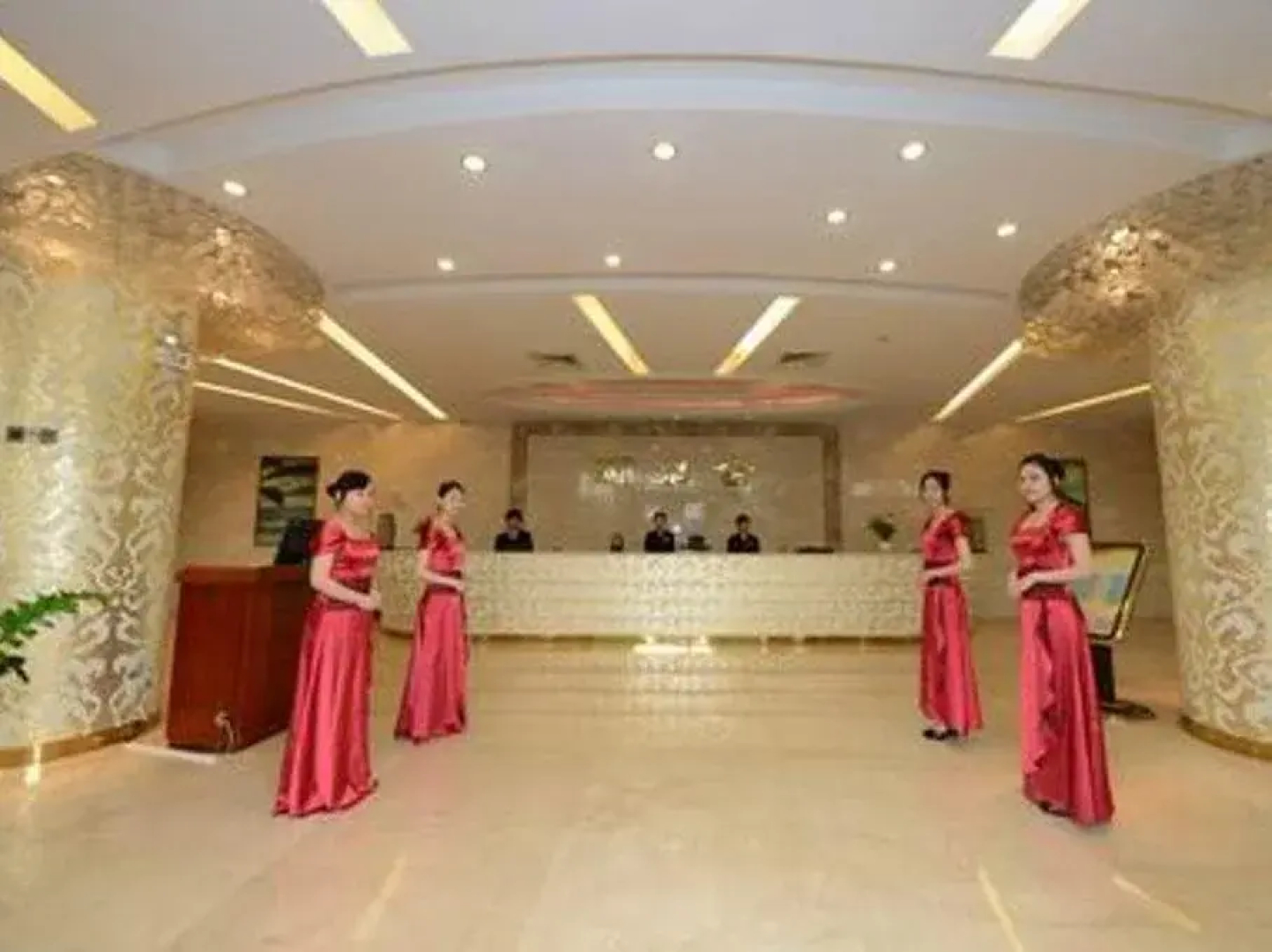 Huifeng Holiday