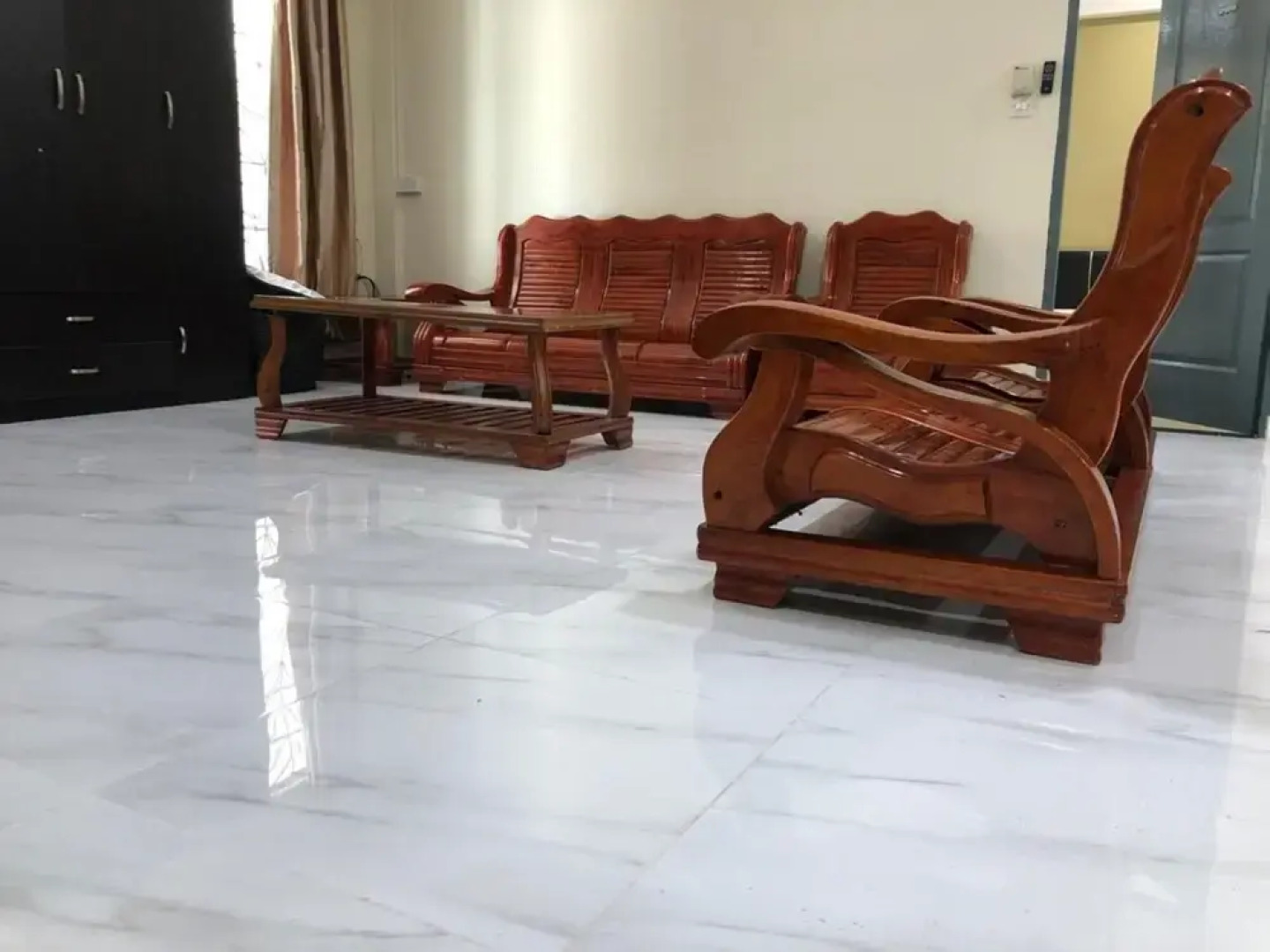 OYO 90342 Sena Home Homestay #828