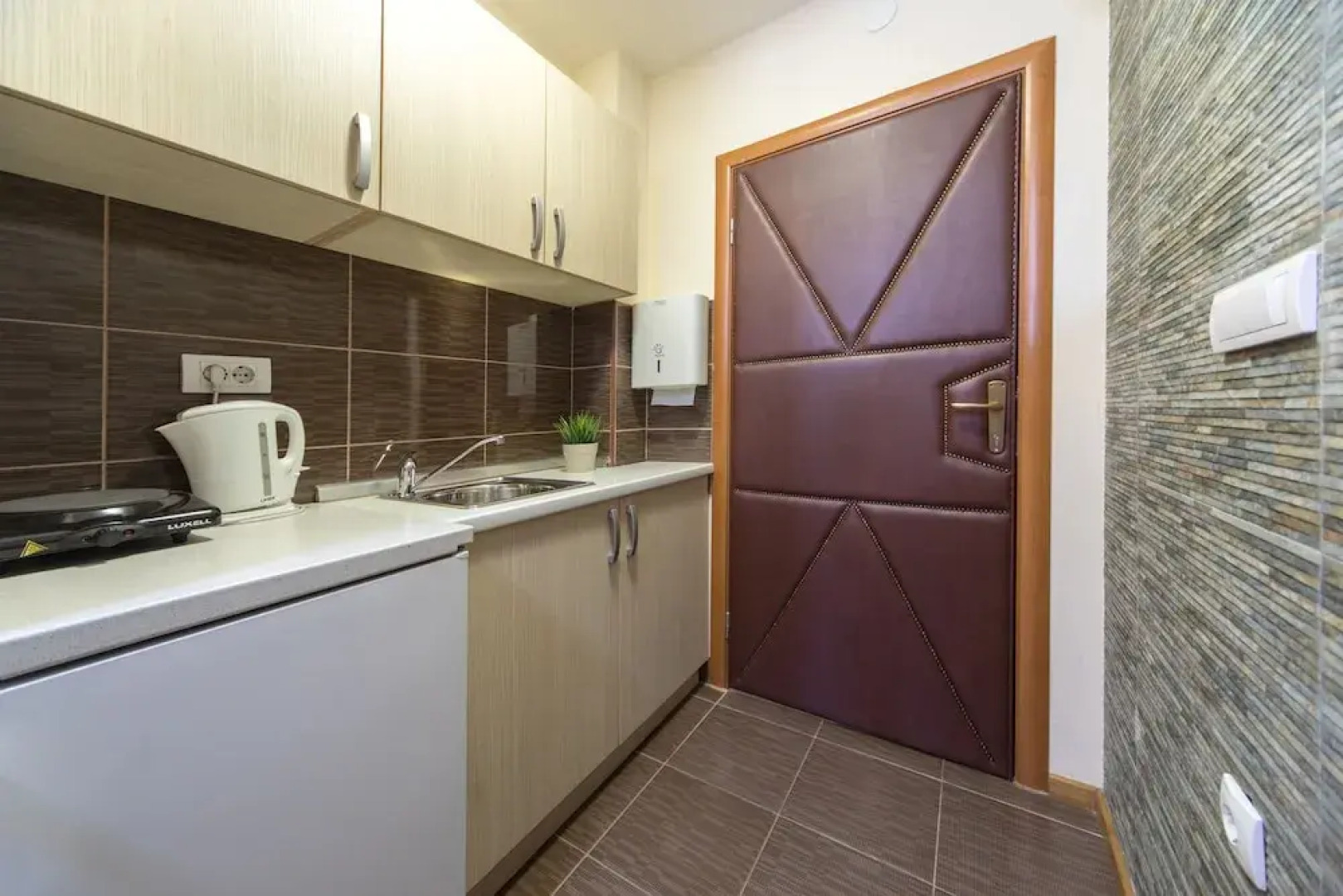 F Apartmani Kragujevac - Luxuary Business Suites