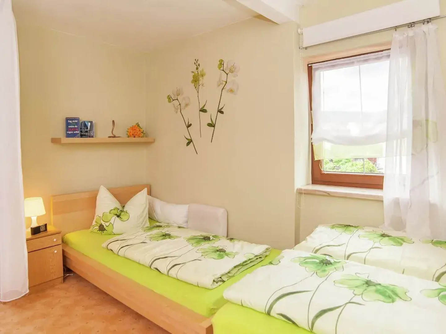 Quaint Apartment in Zella-mehlis With Garden