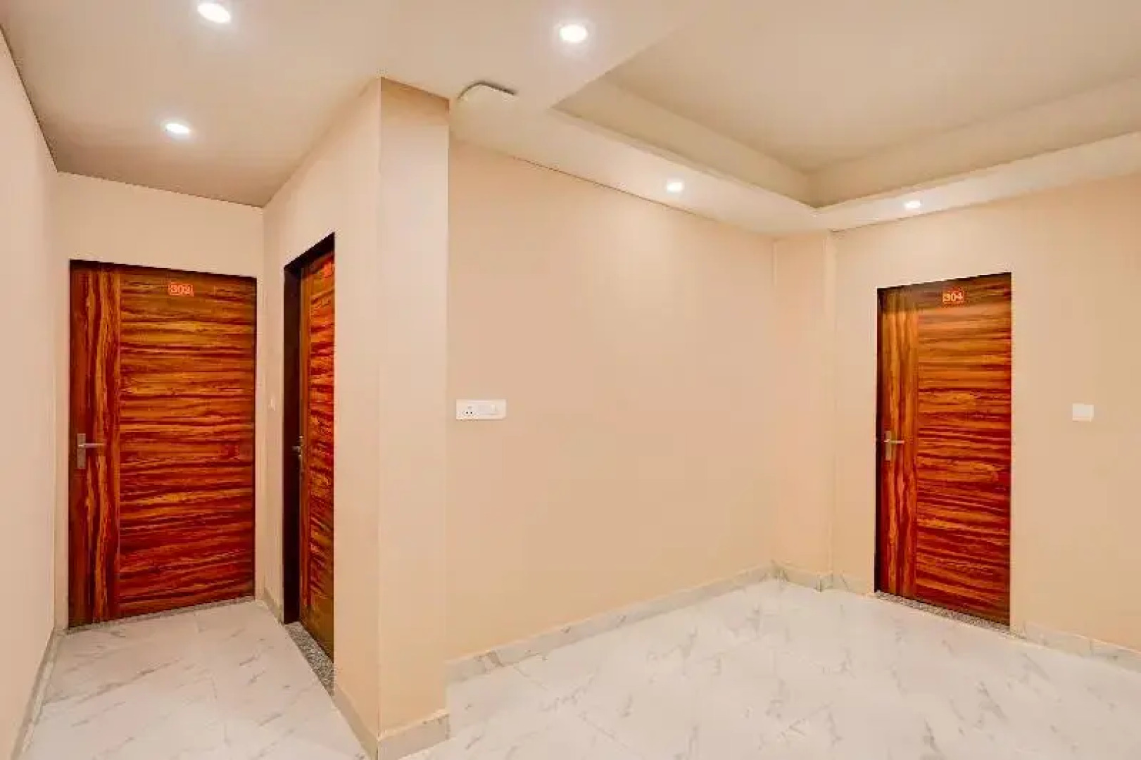 Townhouse 1363 Hotel Lindo Lugar