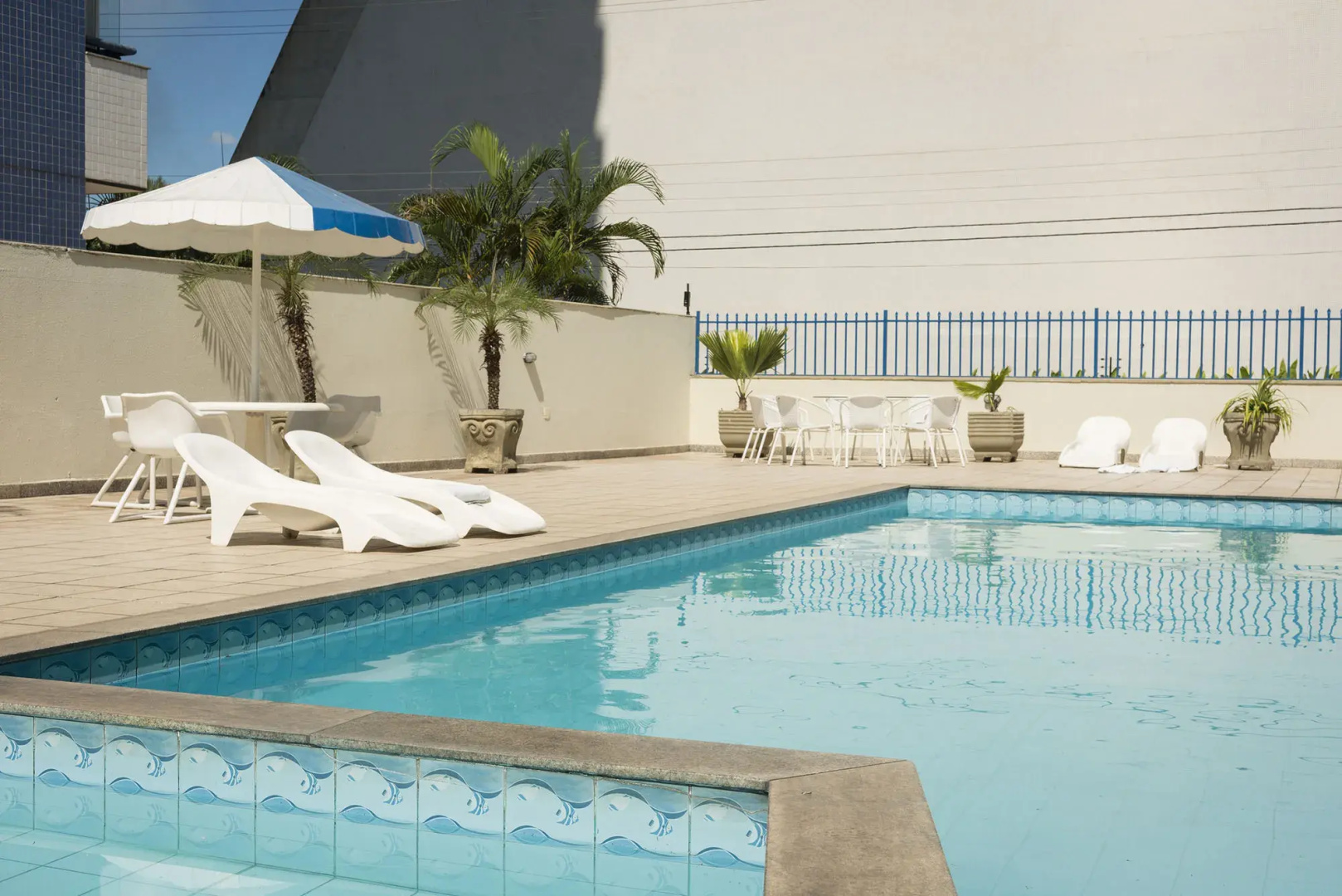 Arrey Executive Hotel