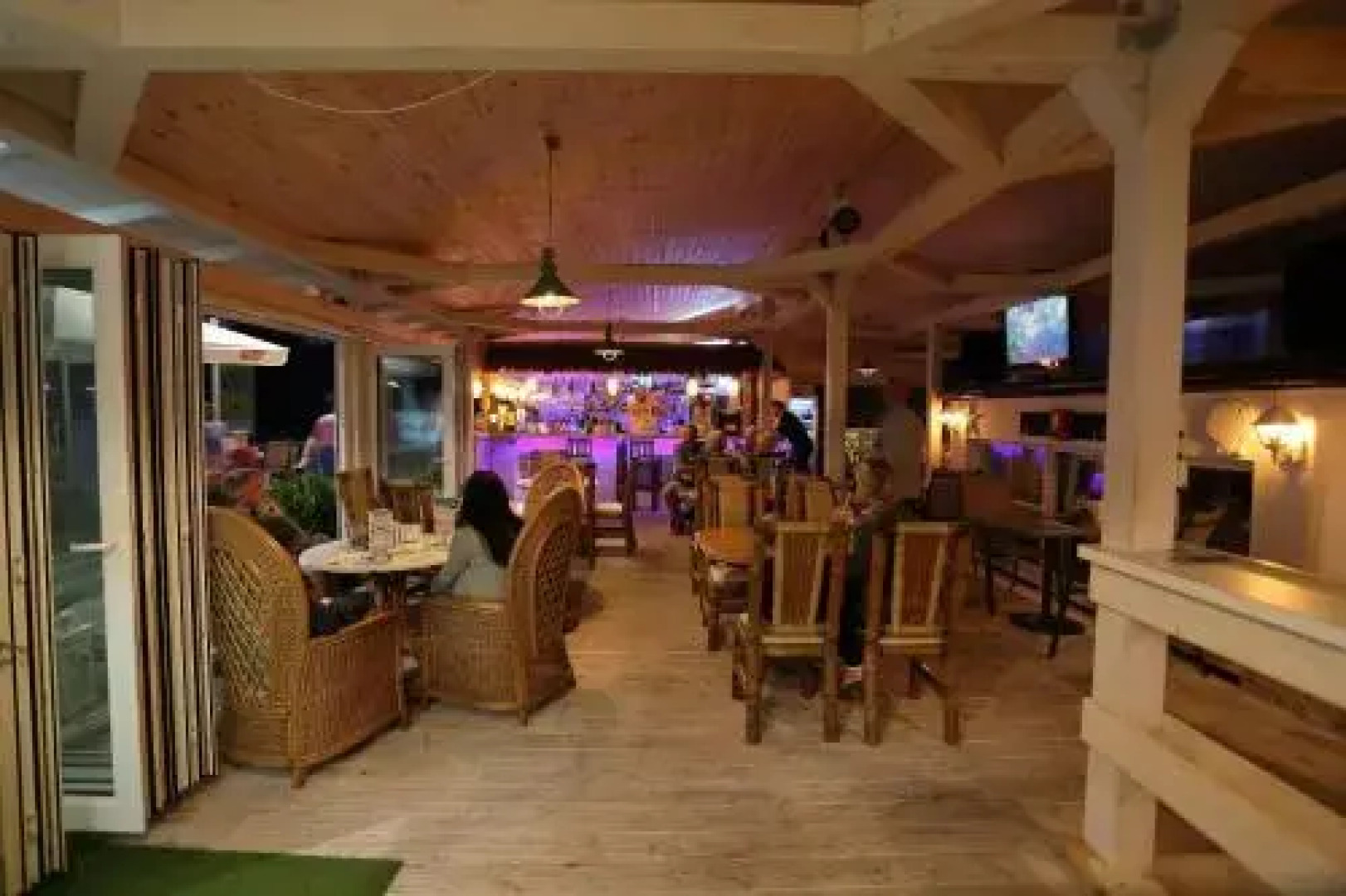 Dom Wypoczynkowy SzarotkaKrokus