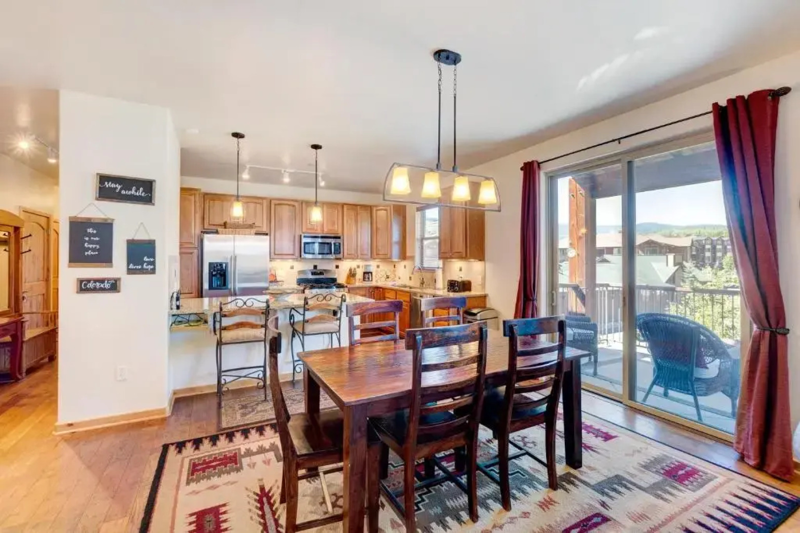 Luxury Condo #531 Near Resort, Pool, Club House & Hot Tub - FREE Activities & Equipment Rentals Daily