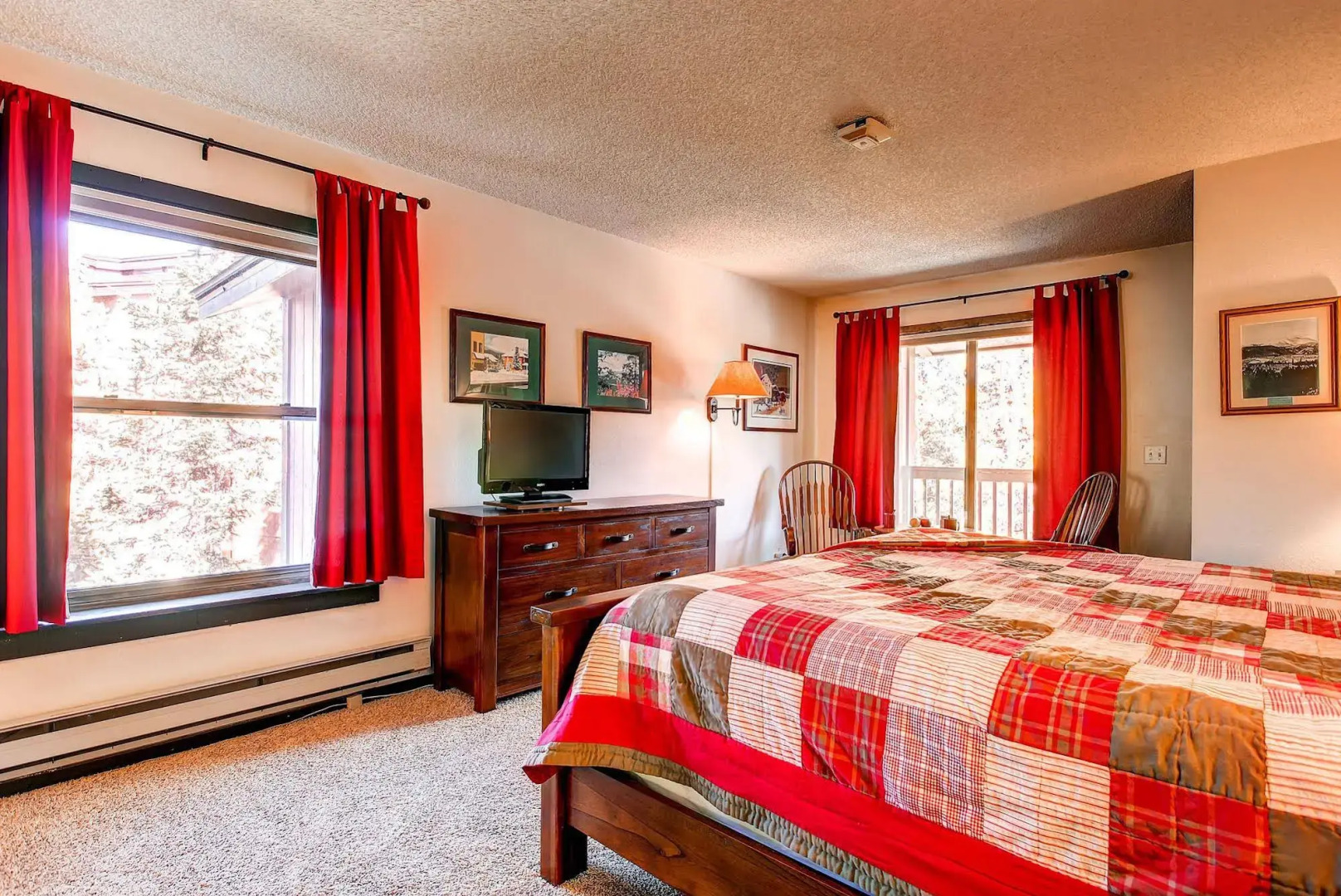 Tannenbaum Condominiums by Ski Country Resorts