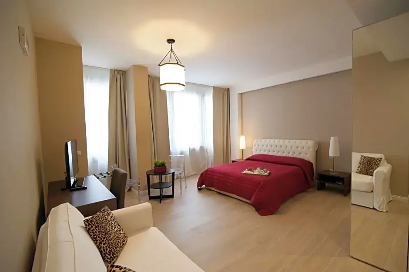 Les Suites Bari