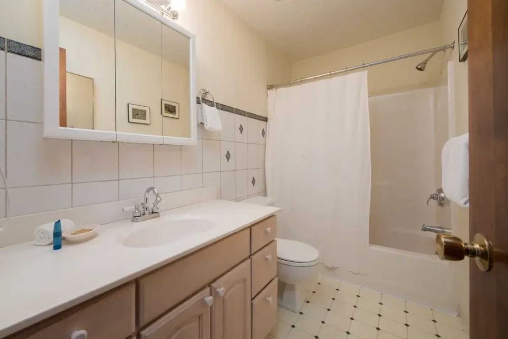 Four Seasons by JHRL