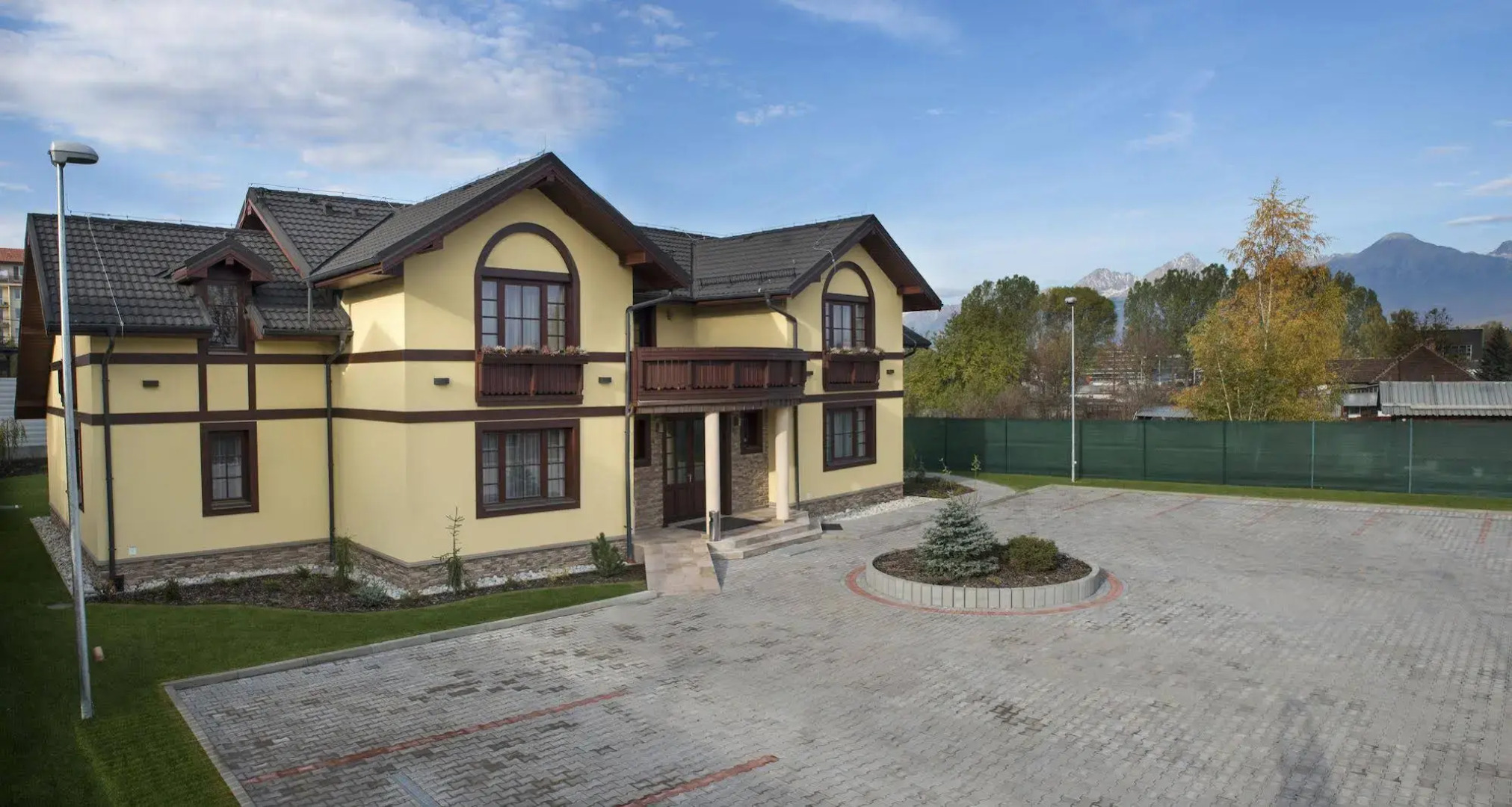 Boutique Hotel Villa ZAUBER