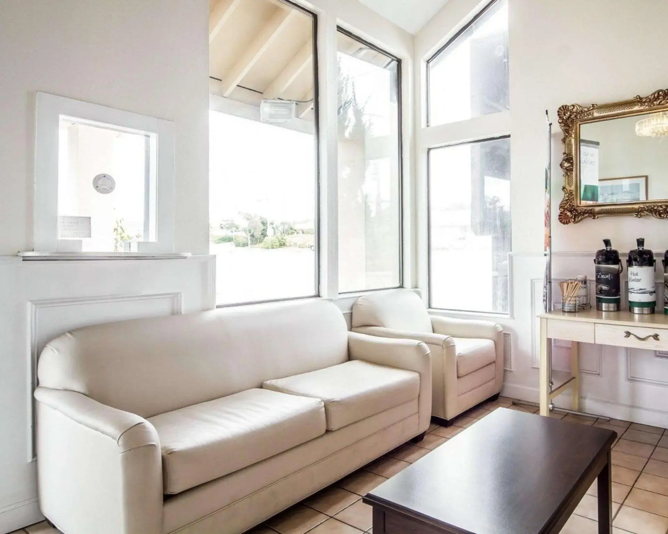 Scottish Fairway Inn