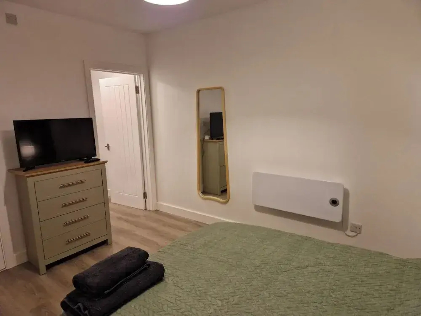 Cozy Apartment at Highbanks The Annex