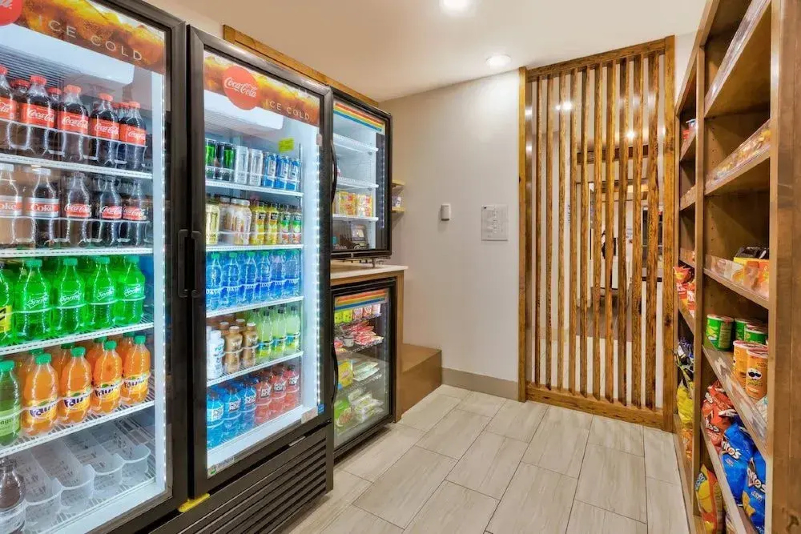 Holiday Inn Express & Suites Milan – Sandusky Area