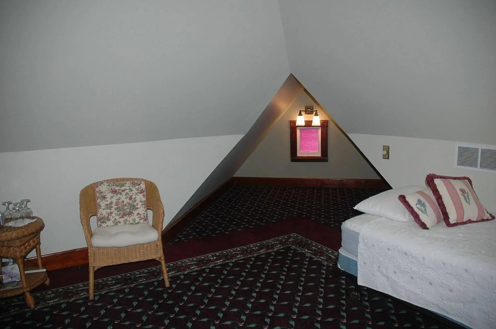 Nauvoo Grand Bed & Breakfast