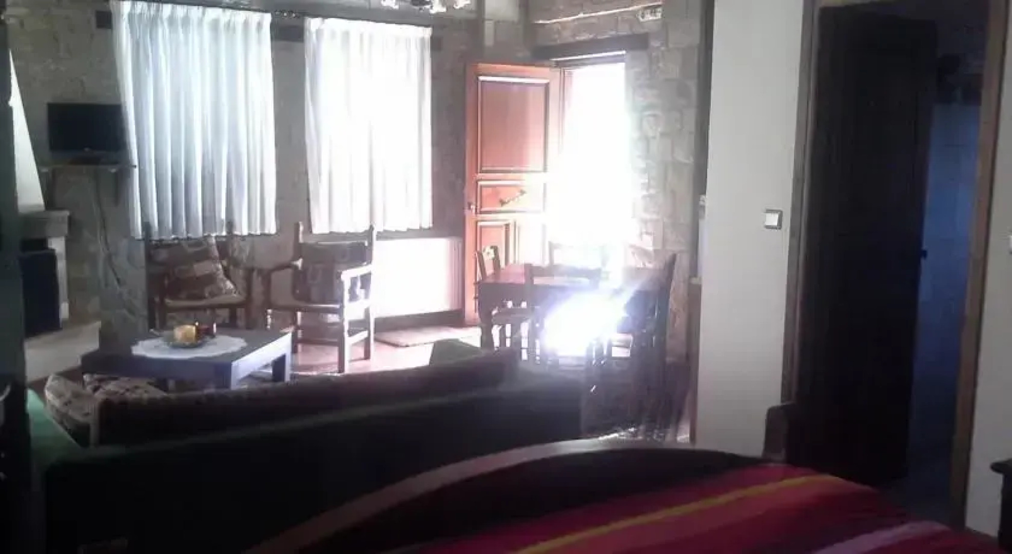 Ta Petrina Tis Elatis