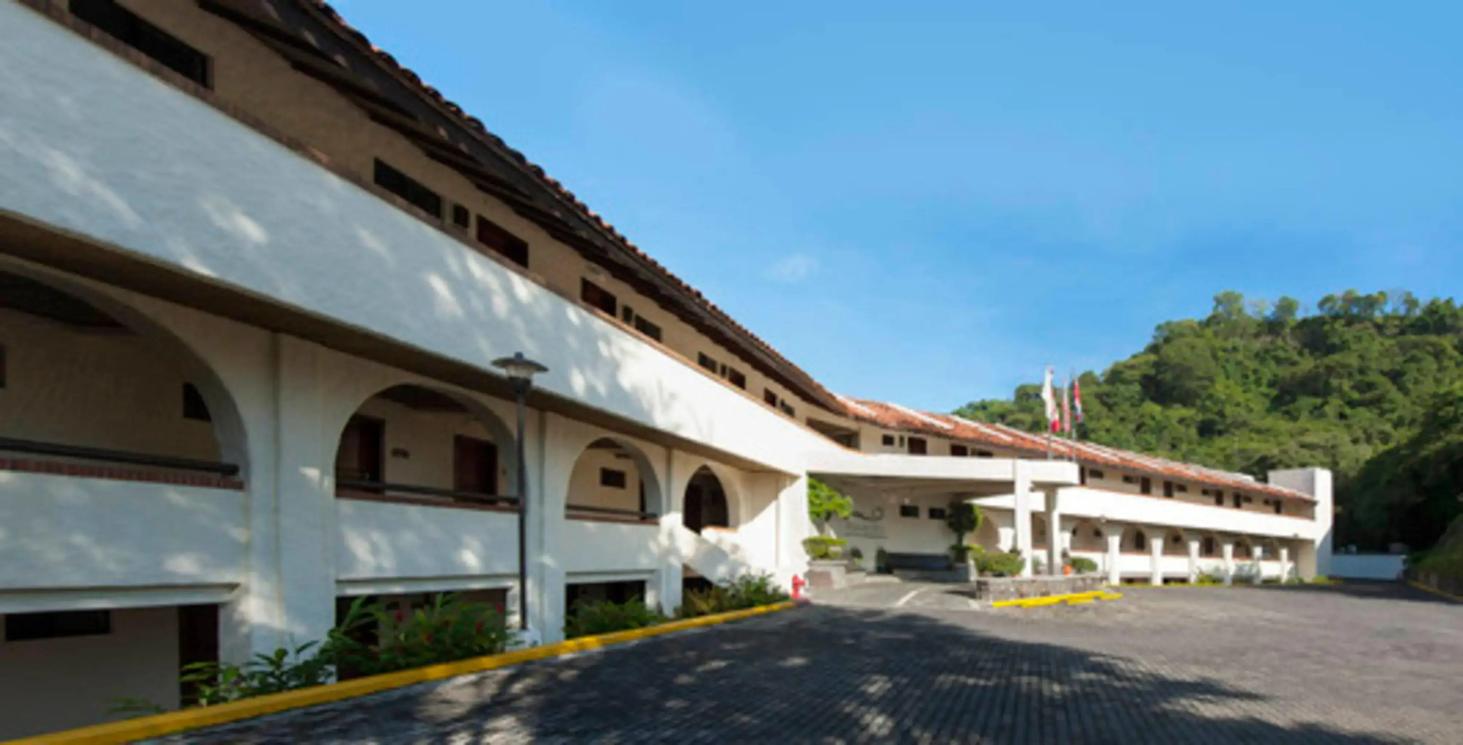 Villas Sol Beach Resort