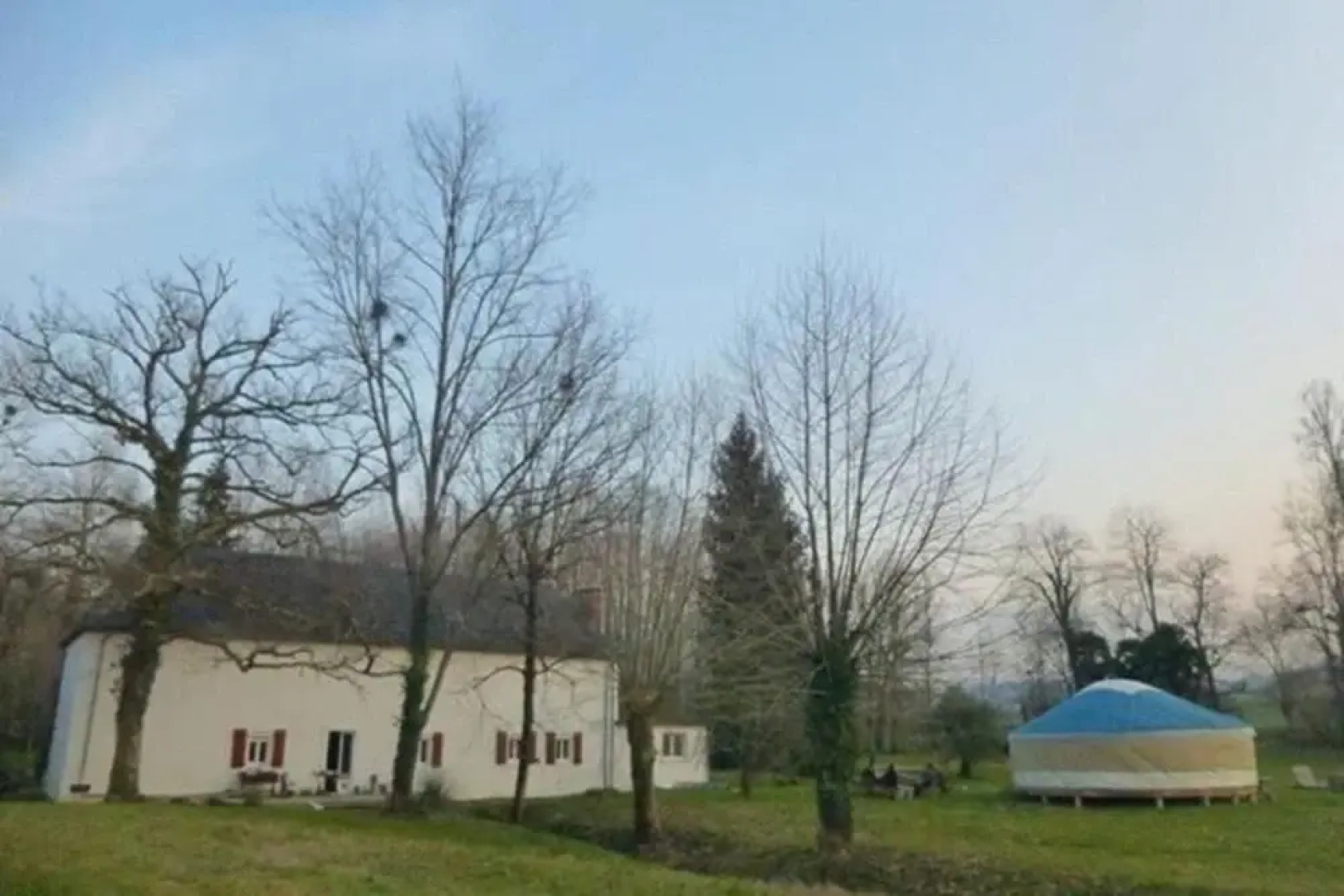 Au fil de l'Eau - La Yourte