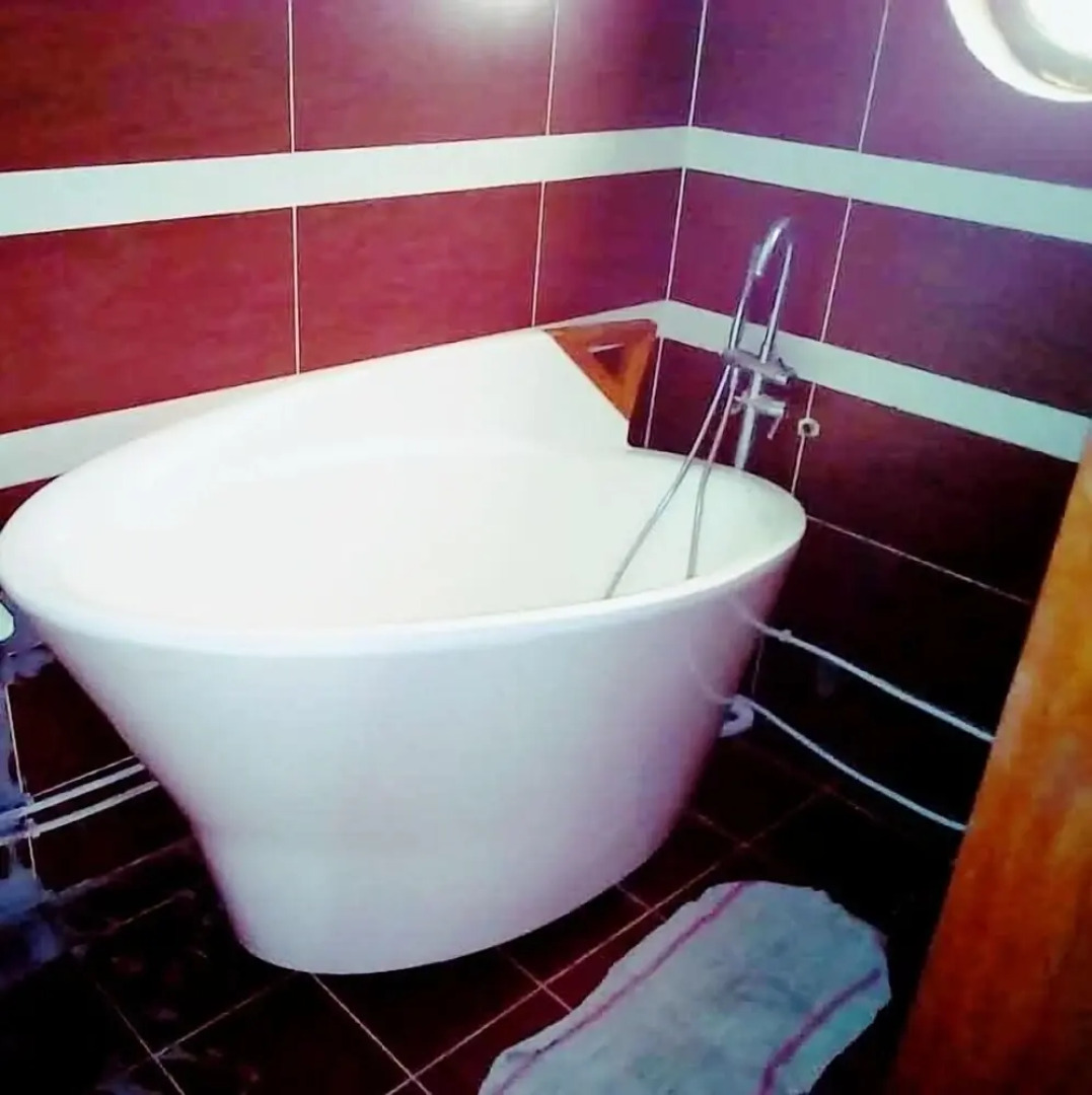 Les Berges De La Lobe