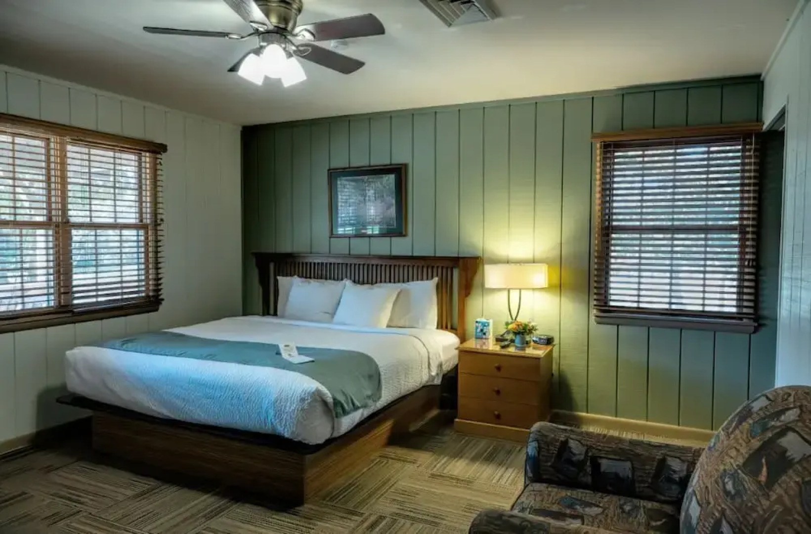 POSTOAK Lodge and Retreat