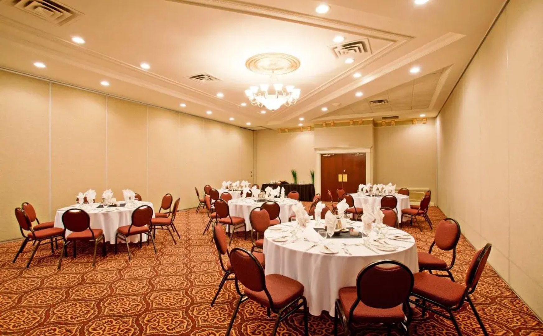 Holiday Inn Conference Center Edmonton South by IHG