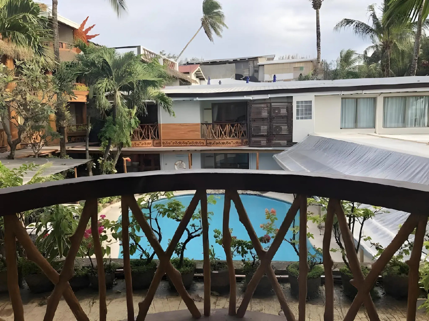 Red Coconut Beach Hotel