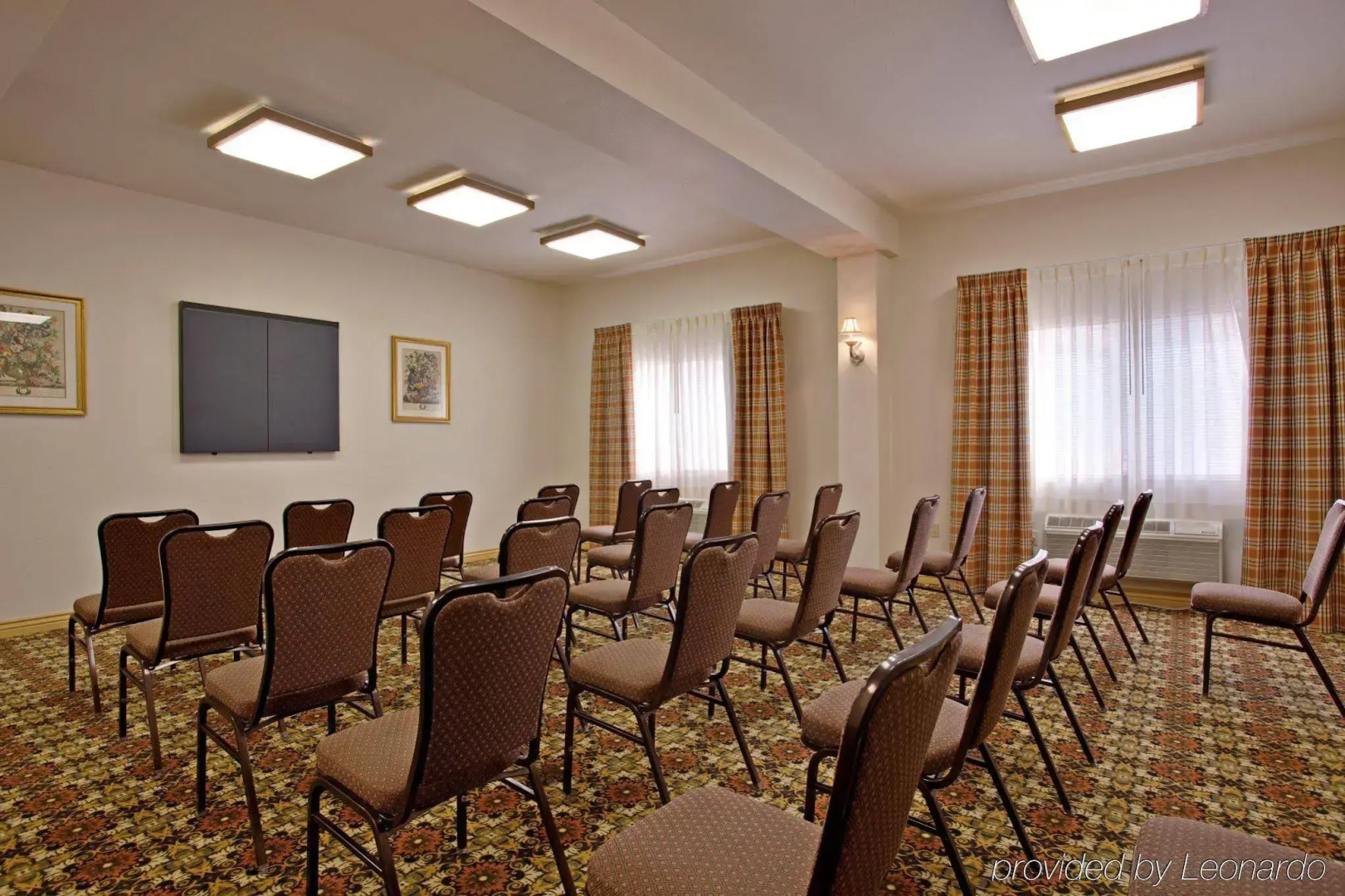 Holiday Inn Express Hotel & Suites Kingman by IHG