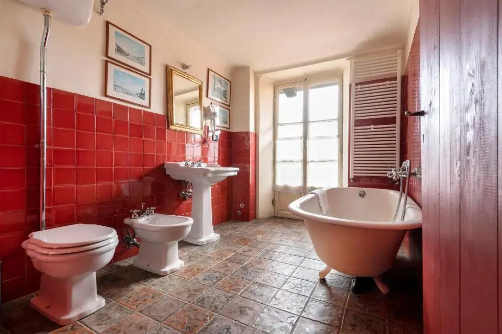 Castello Di San Sebastiano Po