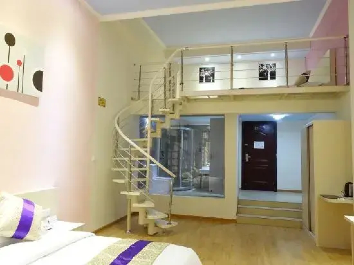 Shangjun Hotel (Hezhou Lingfeng Plaza Branch)