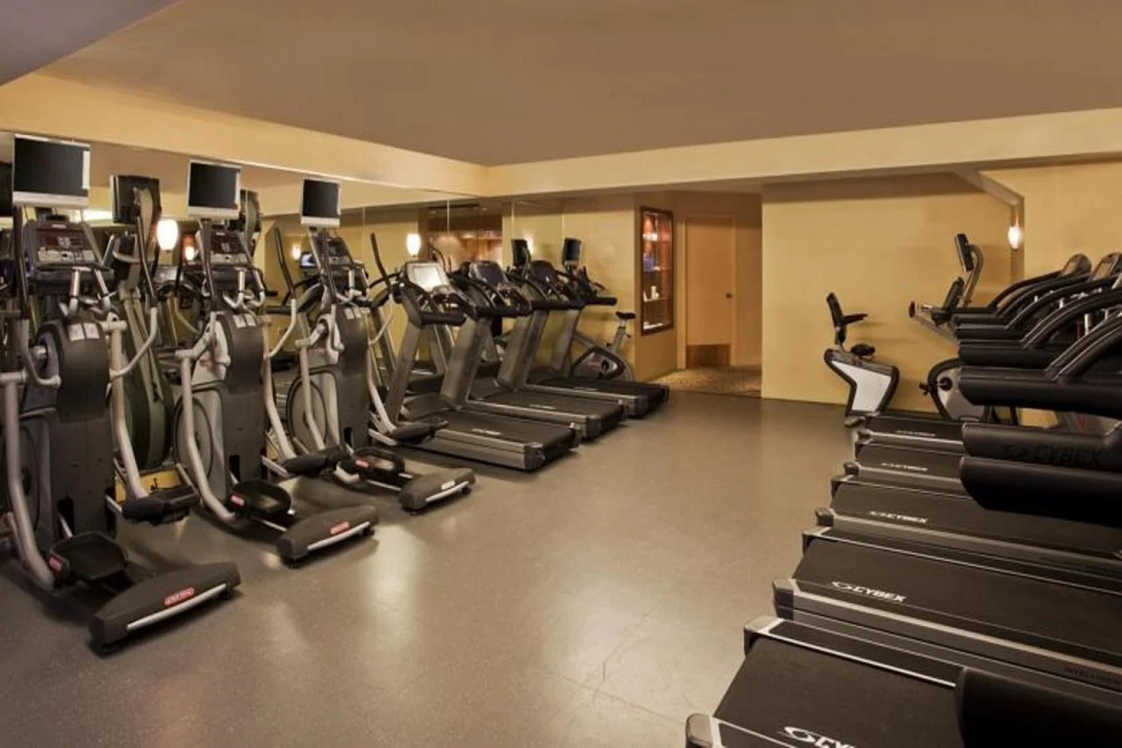 InterContinental Chicago Magnificent Mile by IHG