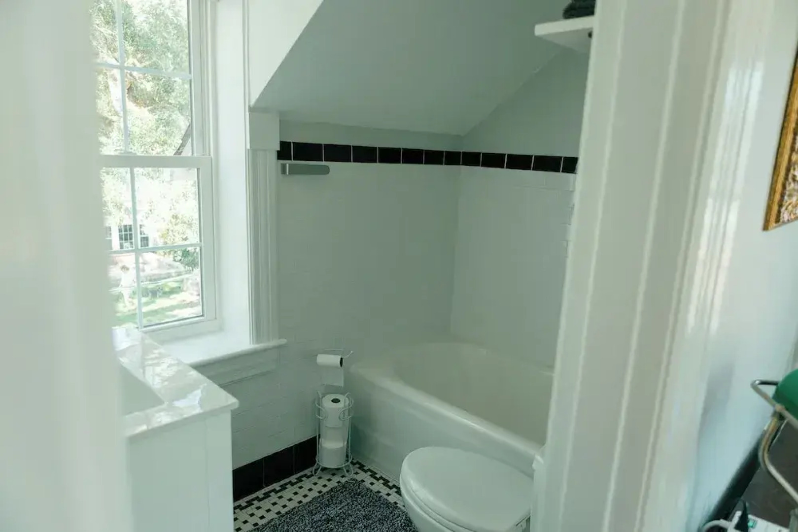 The Carriage House Inn Bed and Breakfast
