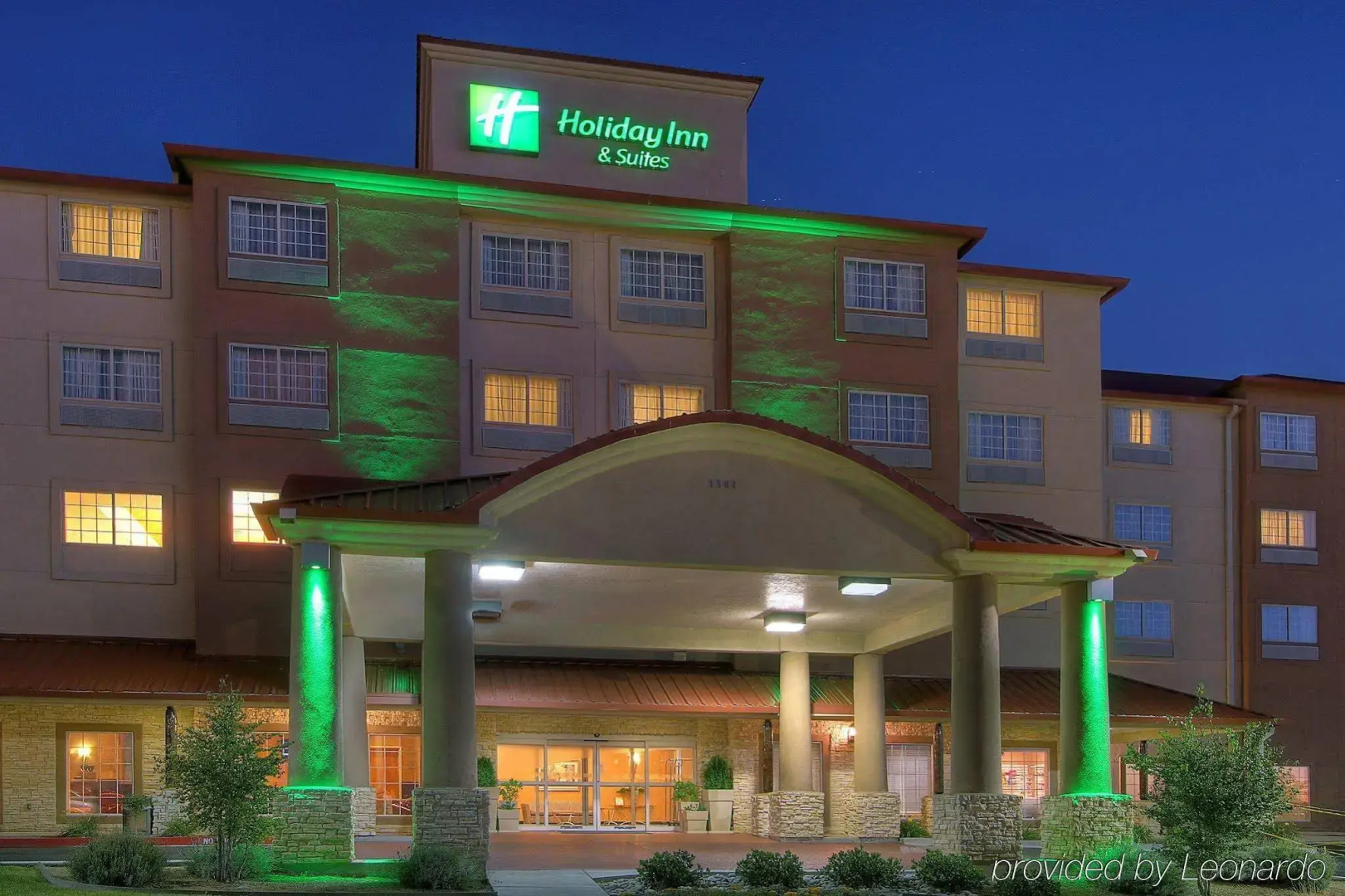 Holiday Inn & Suites Albuquerque Airport by IHG