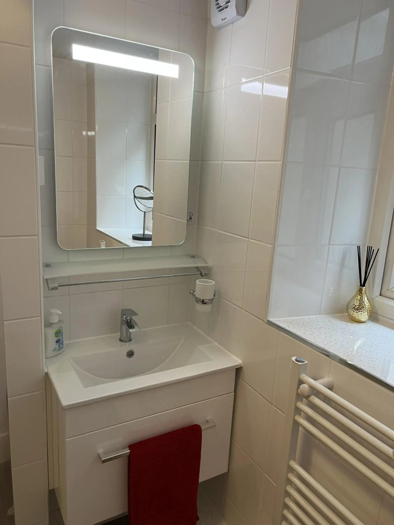 Beautiful 1 BD Ground Floor Apt on the edge of Street and Glastonbury in Somerset