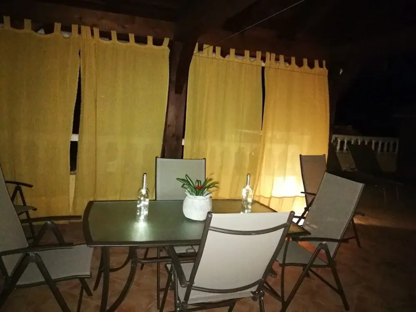 Lovely Holiday Home in Aigues With Private Swimming Pool