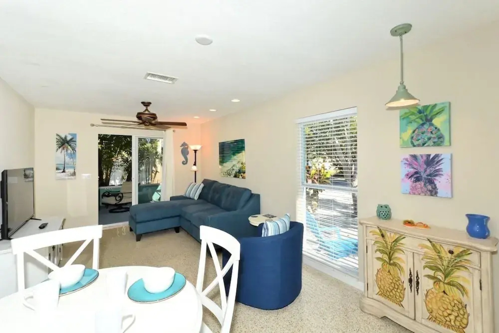 Minnow 2 2 Bedroom Villa by RedAwning